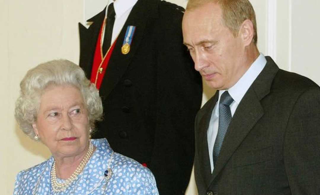 1663158364Queen-Elizabeth-II-news-Vladimi-Putin-visit-UK-1937109.jpg