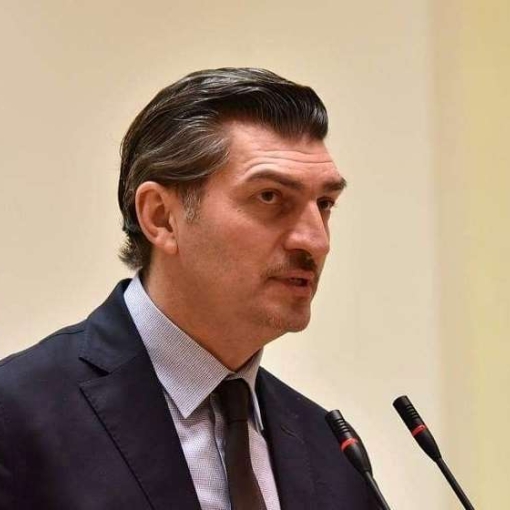 "ქართველი კაცი ქვევრს გულს ამსგავსებს. როგორც გული აწვდის სისხლს მთელ სხეულს, ისე ქვევრი ასაზრდოებს ჩვენს კულტურას იმ წმინდა სითხით"