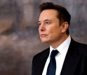 ილონ მასკი ტრილიონერი აღარ არის. SpaceX-ისა და Tesla-ს აქციების ვარდნამ მისი ქონება კვლავ $1 ტრილიონის ნიშნულს ქვემოთ ჩამოიყვანა