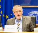 "თქვენ იმსახურებთ, იყოთ თანასწორი, თავისუფალი ქვეყანა ჩვენს ევროპულ ოჯახში"