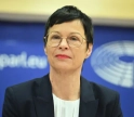 "მთავრობა არ უსმენს საკუთარ ხალხს და არ სურს ევროპული გზით სიარული" - მარტა კოსი საქართველოზე