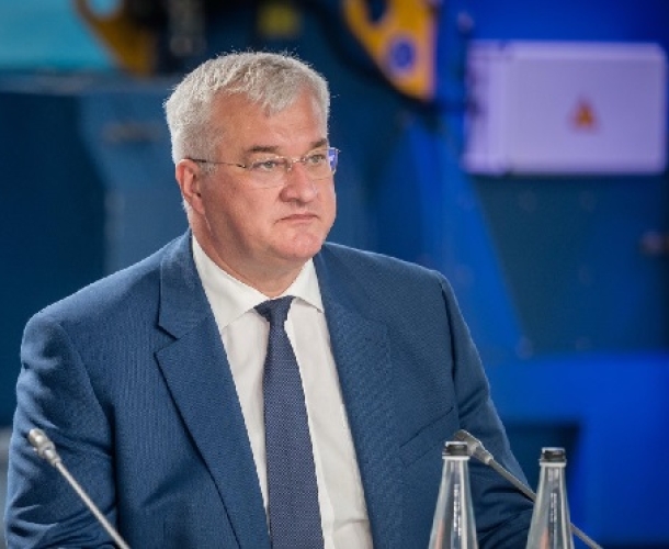 "ეს ღია წერილი ომის დასასრულებლად სერიოზული და წონადი წინადადებაა. უშუალოდ უკრაინის პრეზიდენტისგან რუსეთის ფედერაციის პრეზიდენტს"