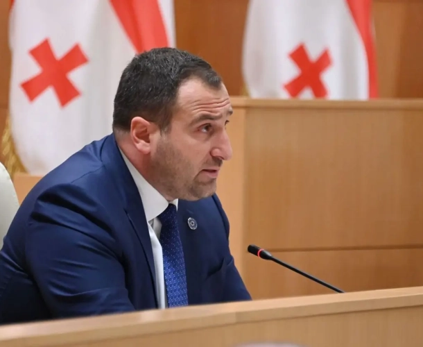 "ეს არის იმ ბიუროკრატიის, იმ ბინძური მანქანის ბინძური მექანიზმის ამოქმედება"