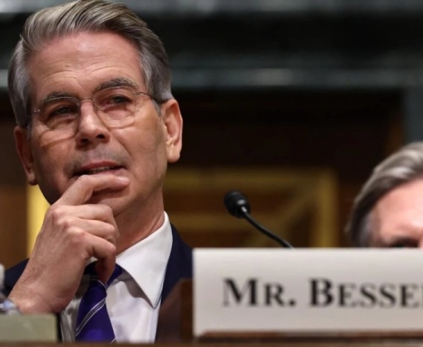 "რამდენიმე დღეში ხარგის კუნძულზე ნავთობსაცავები სავსე იქნება და ირანული ნავთობის ჭაბურღილები გაჩერდება"