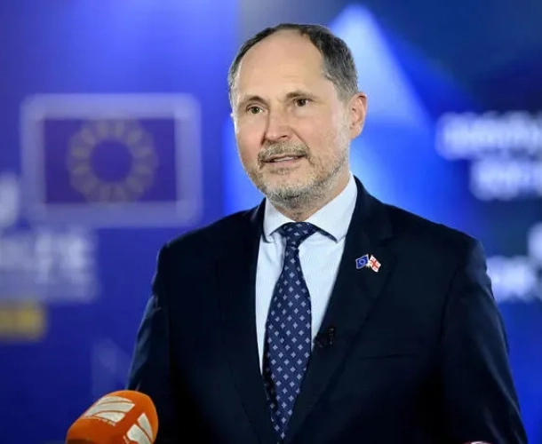 "თუ საქართველო გადაწყვეტს, შეცვალოს განვითარების მიმართულება, ევროკავშირის კარები ღიაა" - ჰელჩინსკი