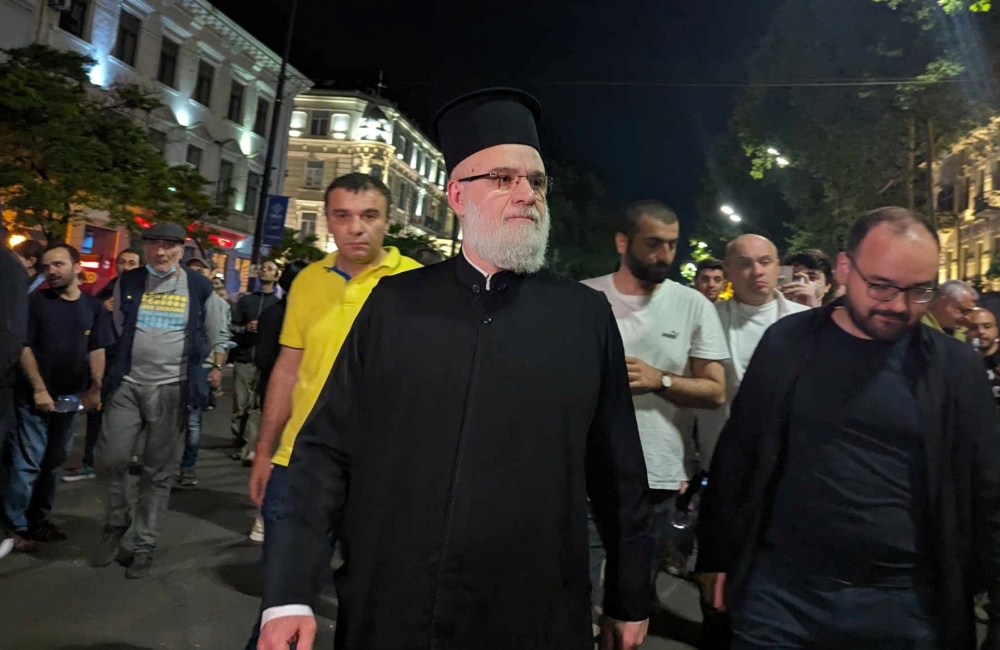 "ვინც არქიმანდრიტების დოროთე ყურაშვილისა და ილია თოლორაიას დასასჯელი ბრძანებები მოამზადეთ, რისგან გამოსწორებისკენ მოუწოდეთ: სამშობლოს სიყვარულისგან"?