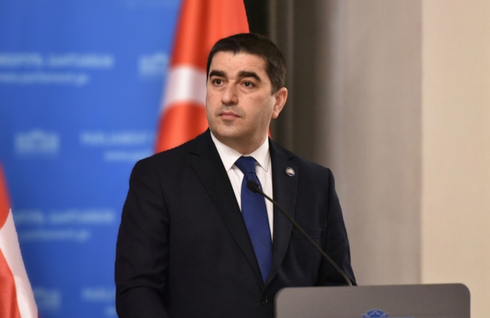 "დატრიალებულმა საერთაშორისო ქარიშხალმა, რომელიც, როგორც ჩანს, ჯერ მხოლოდ ძალას იკრებს, უფრო განამტკიცა ჩვენი გეგმა 2026-ში"