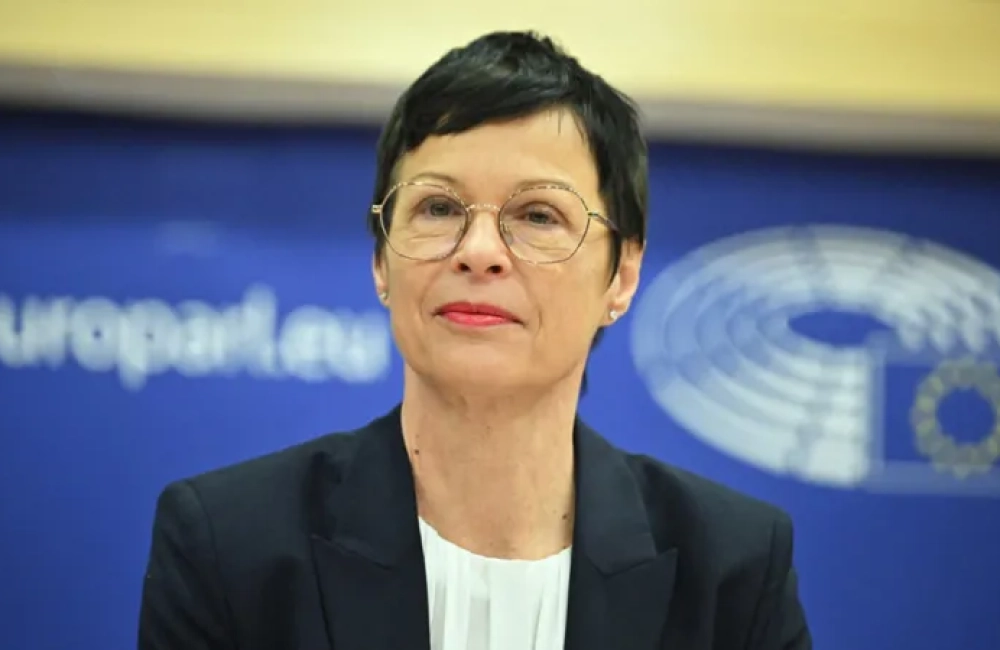 "მთავრობა არ უსმენს საკუთარ ხალხს და არ სურს ევროპული გზით სიარული" - მარტა კოსი საქართველოზე