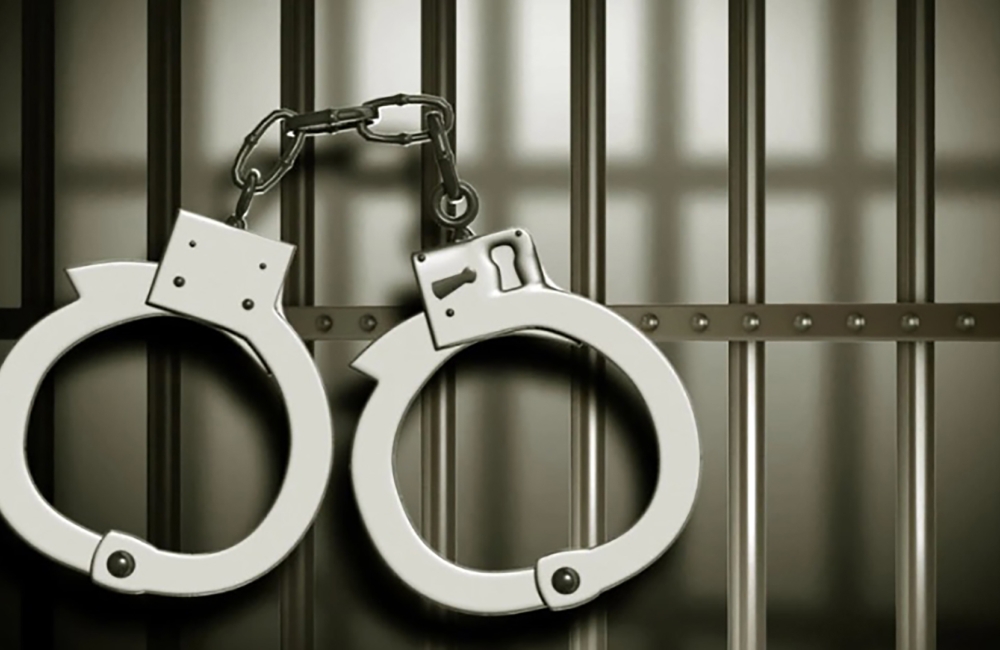 არასრულწლოვანის გაუპატიურებასა და გარყვნილ ქმედებაში ბრალდებულს უვადო თავისუფლების აღკვეთა მიესაჯა