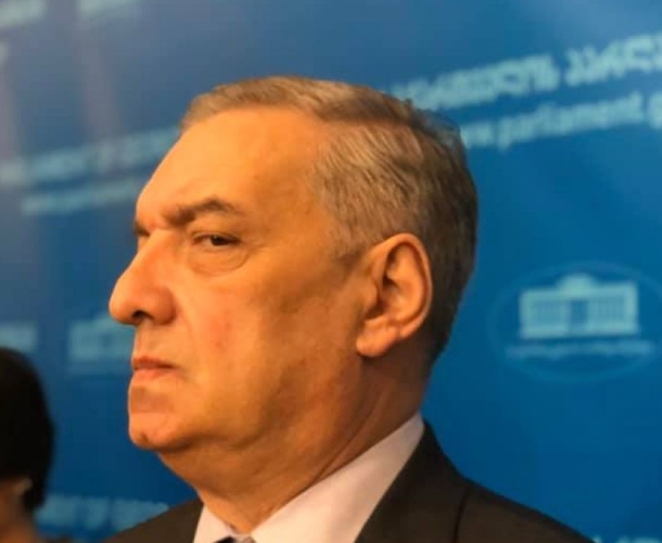 „ყოველთვის ერთად იყვნენ. უბრალოდ, ილუზიას ქმნიან, რომ რაღაც პროცესი მიმდინარეობს"