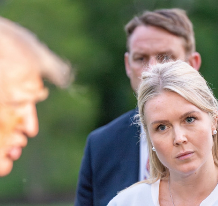 "პრეზიდენტი ტრამპი არ თამაშობს და მზად არის, ჯოჯოხეთი დაატრიალოს" - ლევიტი