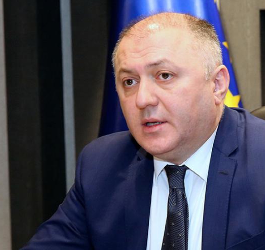 "დაკავებულია სახელმწიფო უსაფრთხოების სამსახურის ყოფილი უფროსი გრიგოლ ლილუაშვილი, რომელსაც ბრალად ედება ქრთამის აღება"