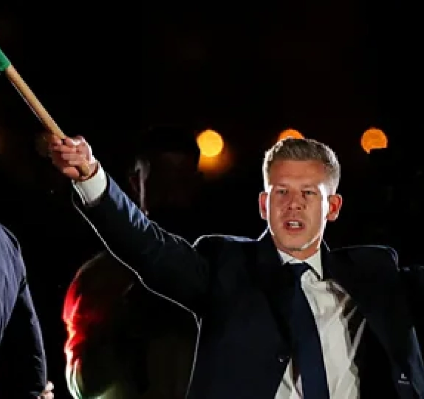 "...მას და ორბანის რეჟიმის მიერ დანიშნულ ყველა მარიონეტს თანამდებობიდან გადავაყენებთ" - მადიარი პრეზიდენტზე