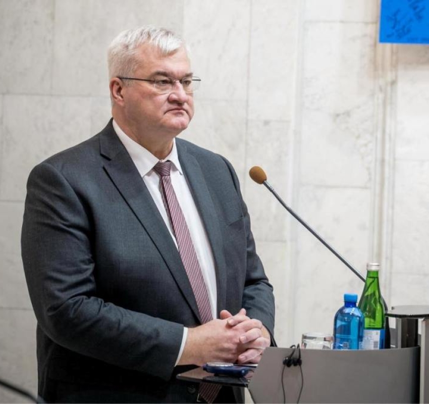 "6 მაისი აჩვენებს, არის თუ არა მოსკოვი სერიოზულად განწყობილი და რა სურს მას სინამდვილეში - მშვიდობა თუ სამხედრო აღლუმები"